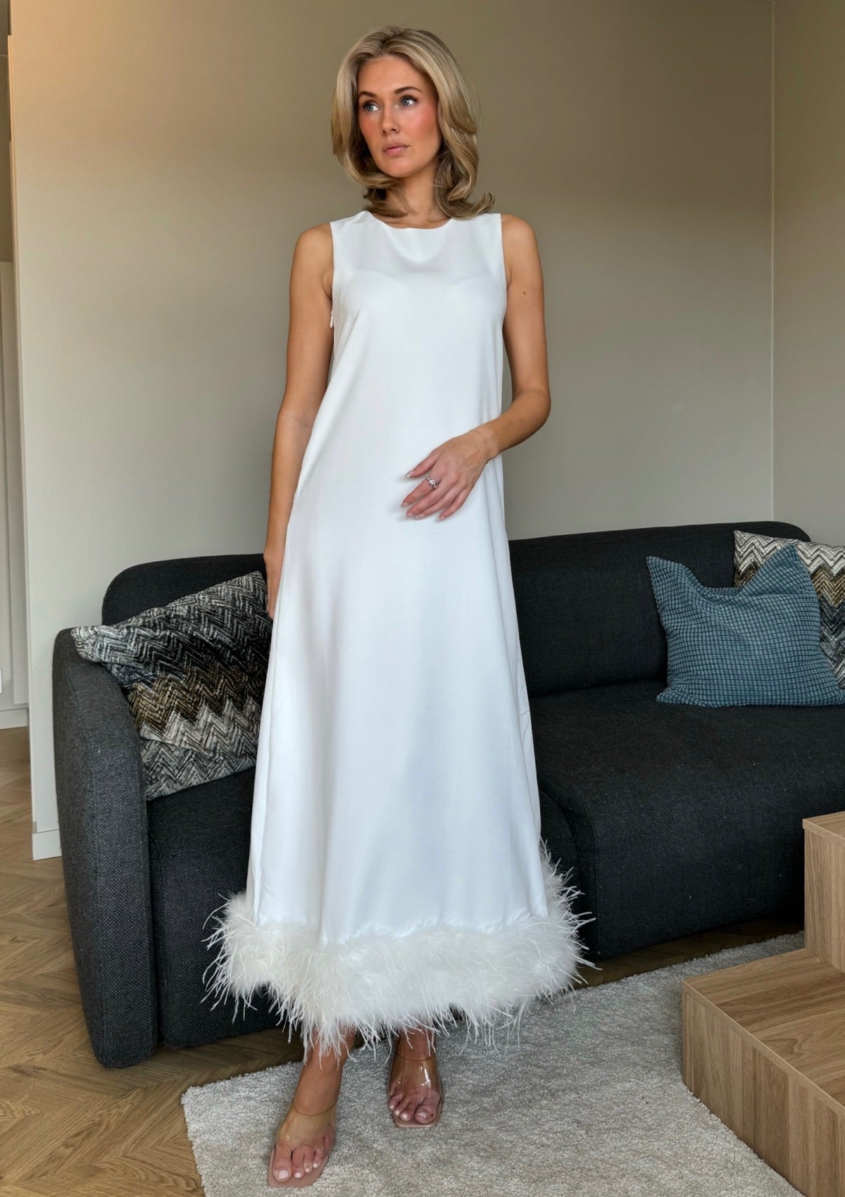 Isabella Maxi Dress White With Feathers
